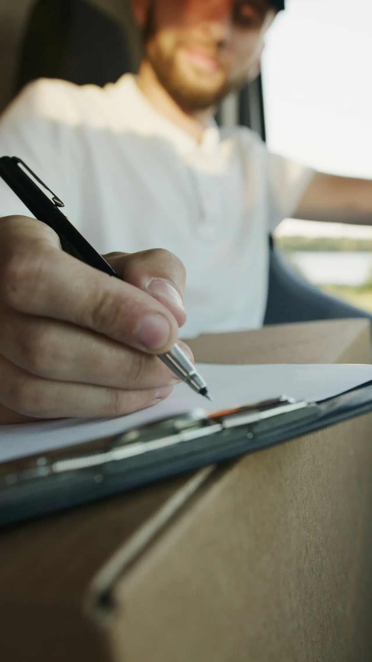 Document CMR completat la încărcare